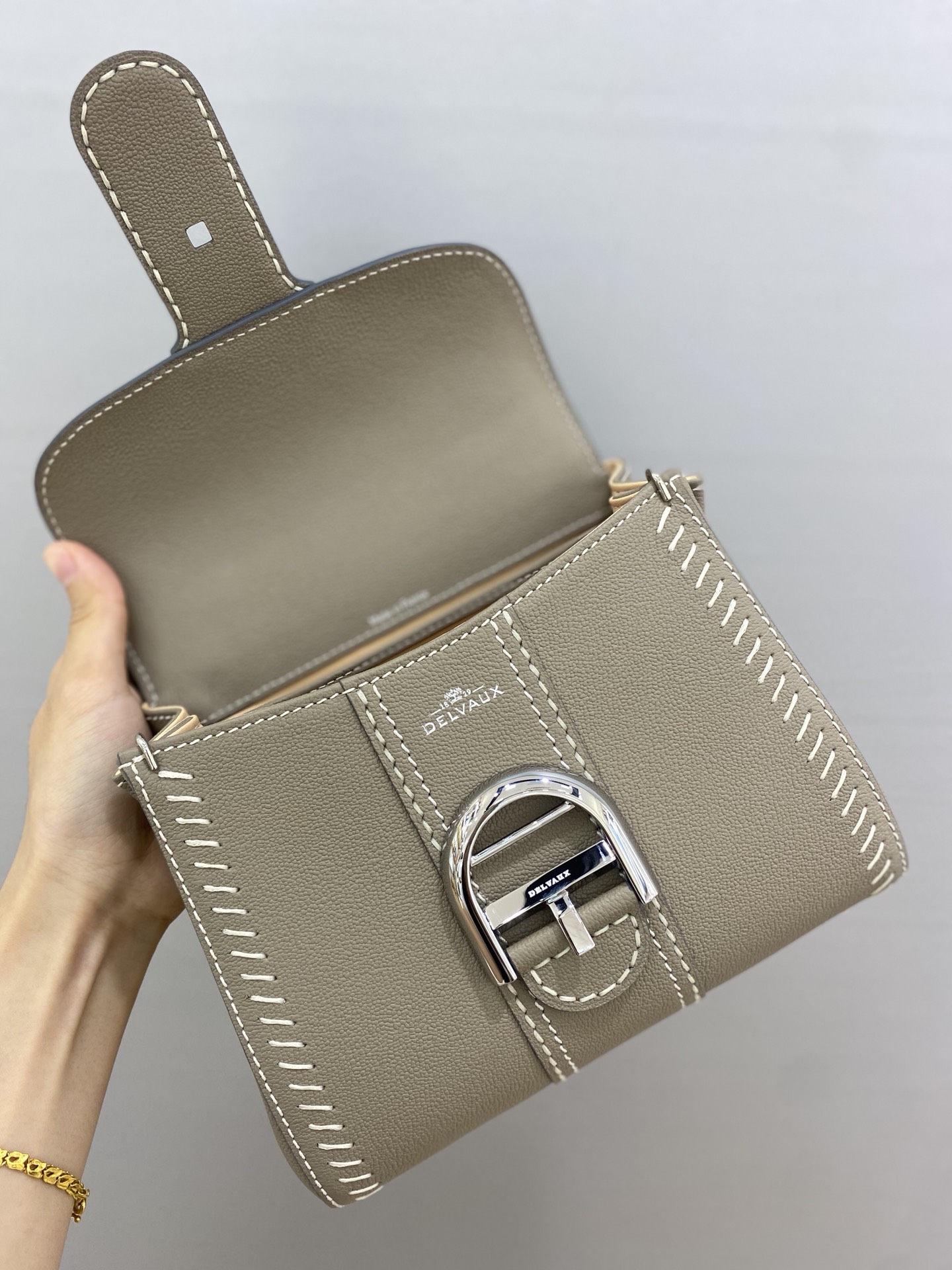 델보 브리앙 박스백 미니